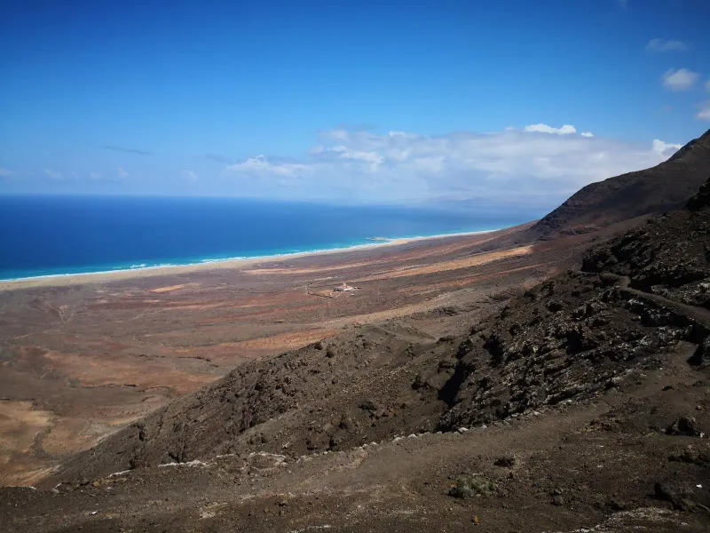 Imagen de Vistas panorámicas de la playa de Cofete desde el Mirador Degollada Agua Oveja