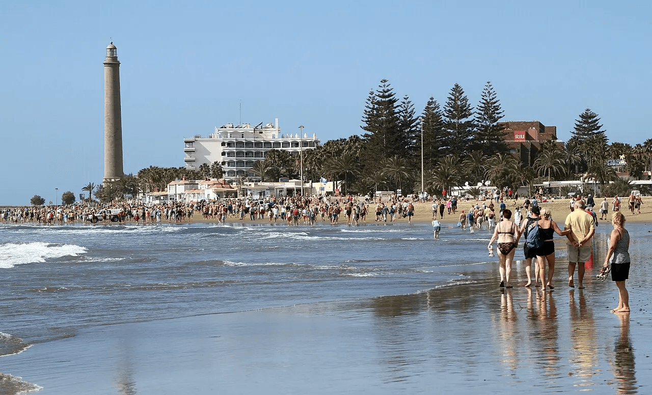 Imagen destacada del artículo: Playas de Gran Canaria: Descubre las Mejores de Sur a Norte
